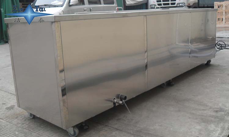 超聲波清洗設備如何發揮清洗作用？其三大優勢是啥？