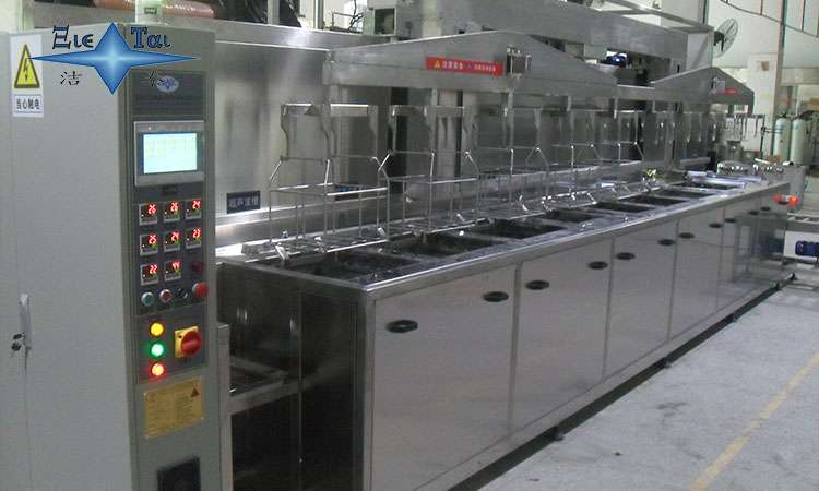 超聲波清洗機(jī)：保持金屬工藝品亮麗外觀(guān)和質(zhì)感的利器