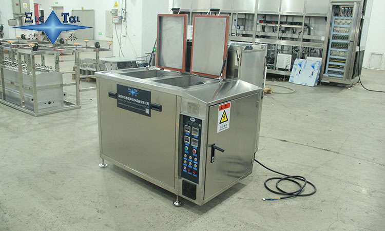 為什么超聲波清洗機(jī)有溫度？揭秘溫度對清洗效果的關(guān)鍵作用